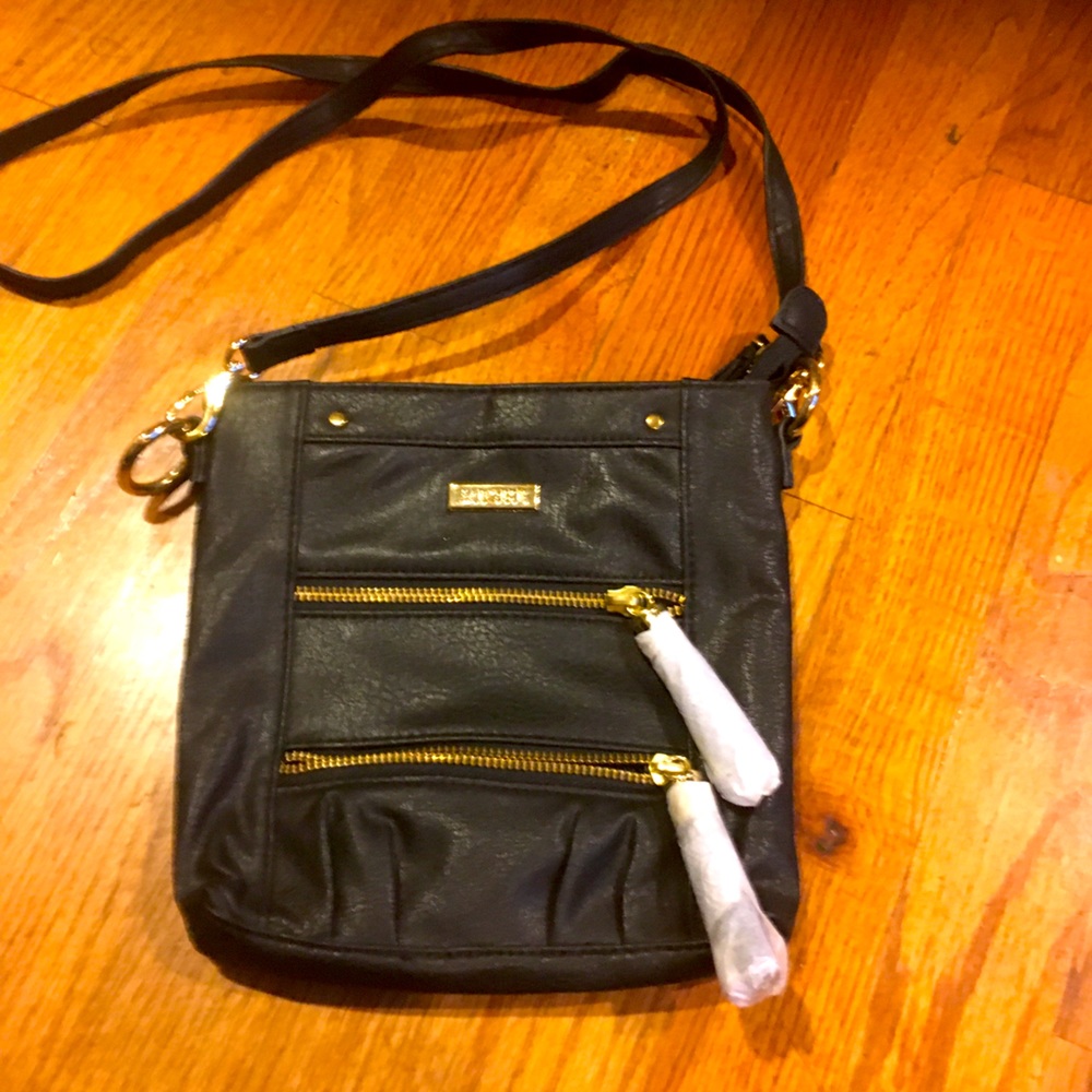 New w/o tags. Miche crossbody bag